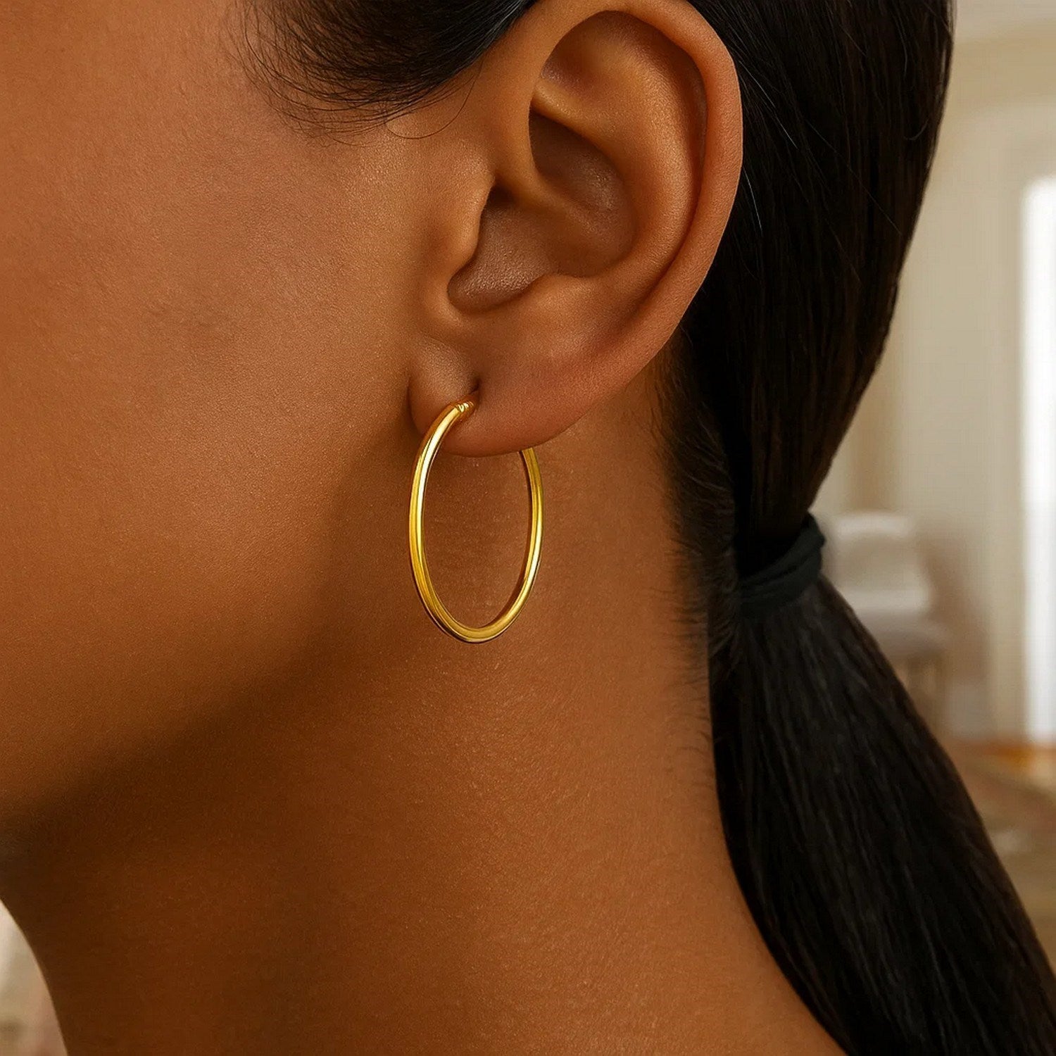 Medium Fine Hoop Earrings