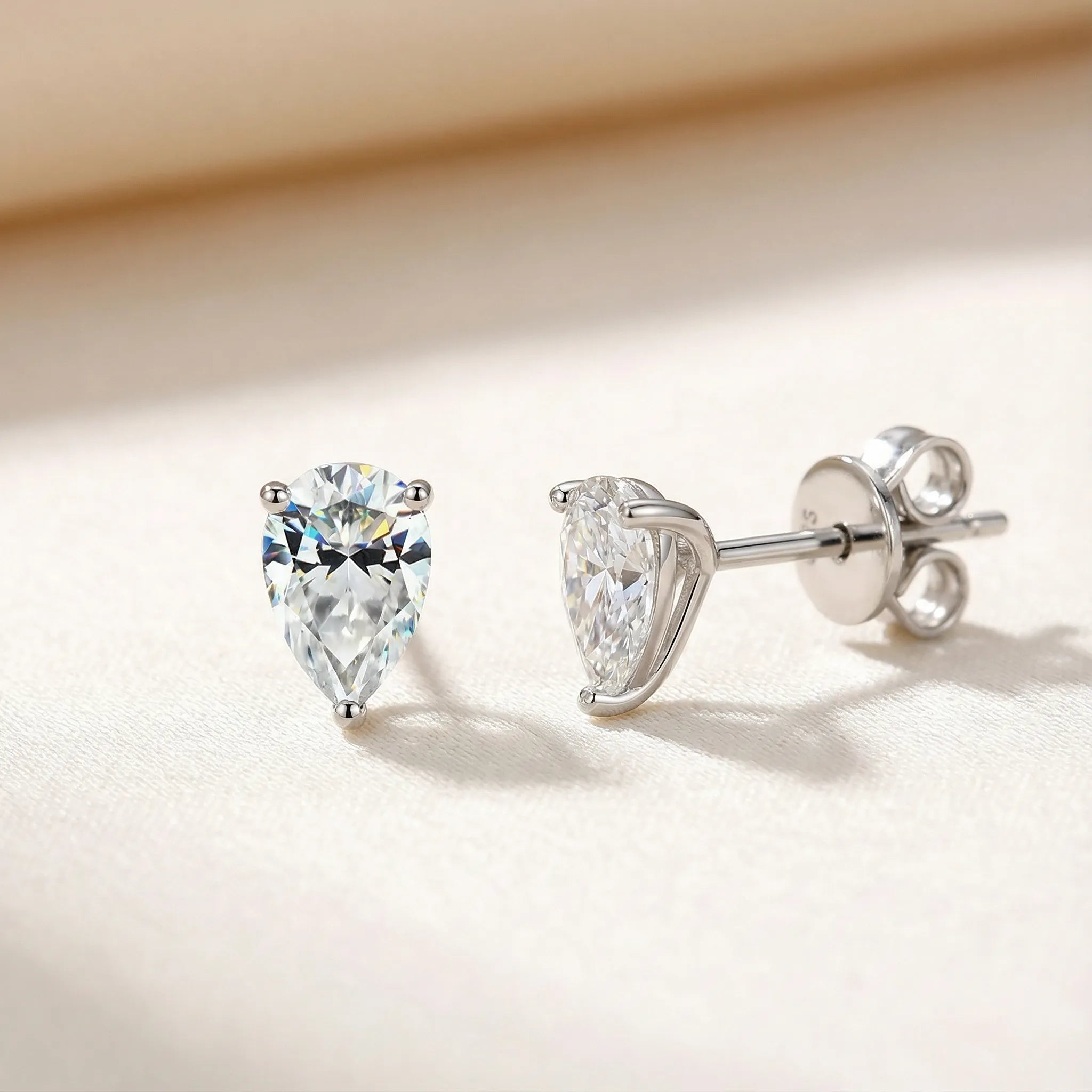 "Evelina" Moissanite Stud Earrings