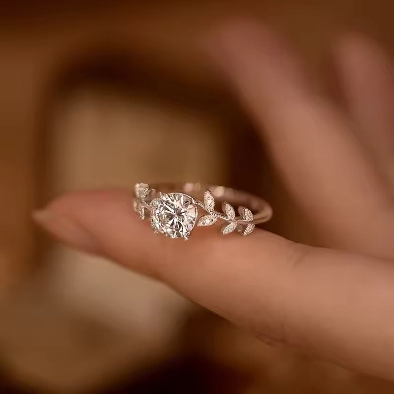 "Hailey Luxe" Moissanite Ring
