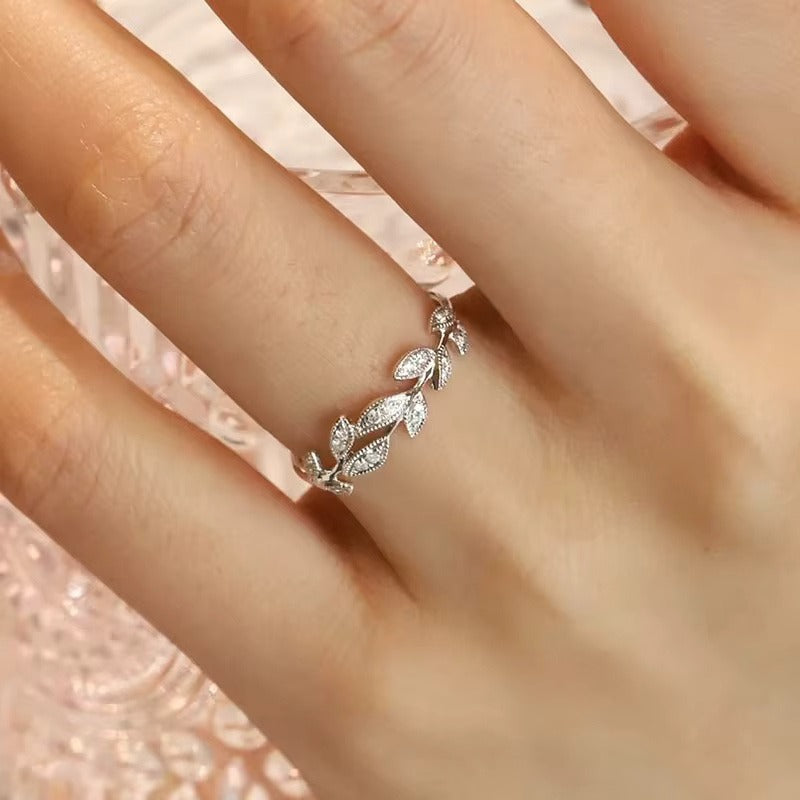 "Hailey" Moissanite Ring