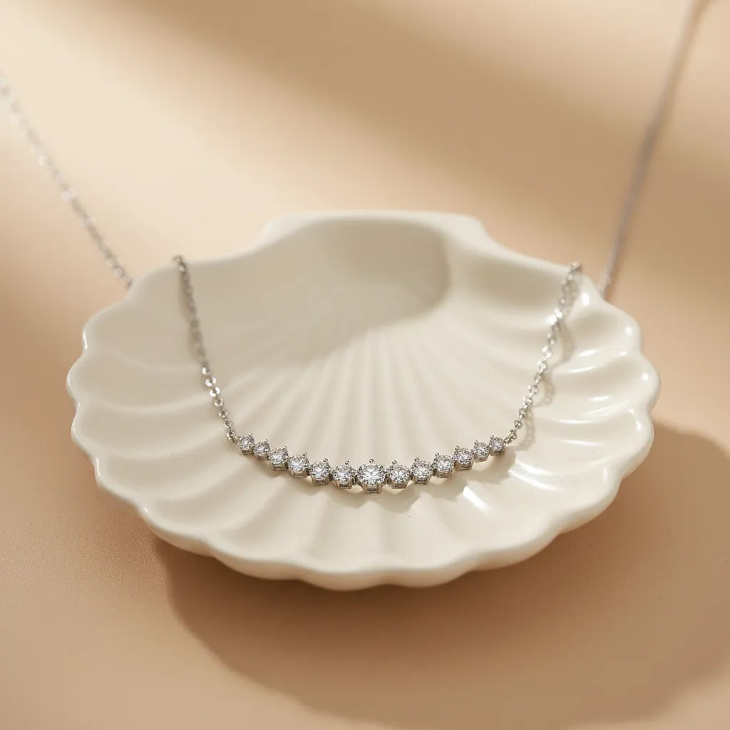 "Helena" Moissanite Pendant Necklace