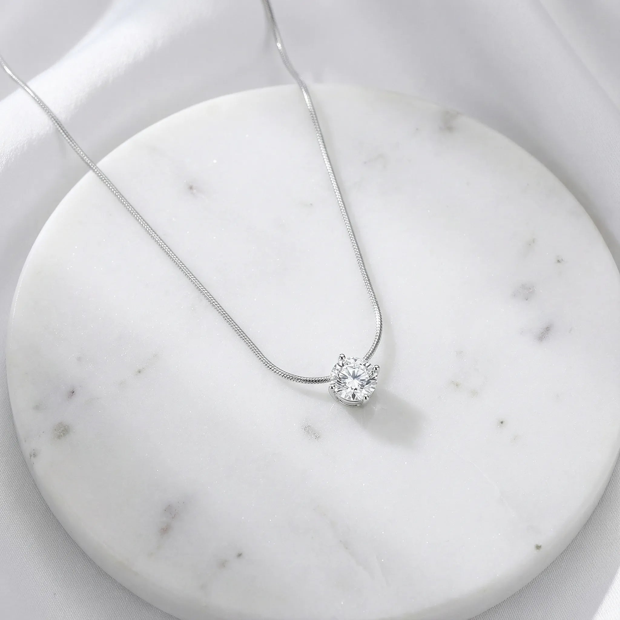 "Maya" Moissanite Pendant Necklace