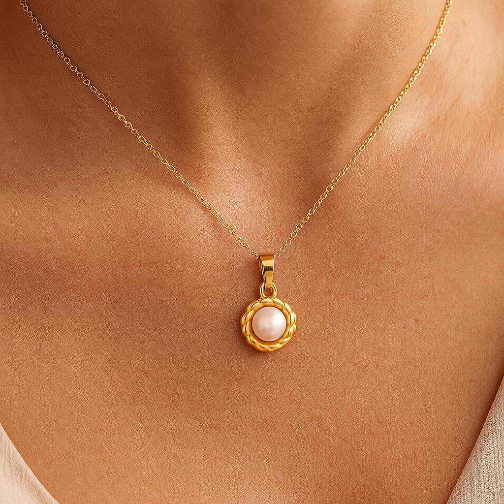 Pearl Flower Necklace