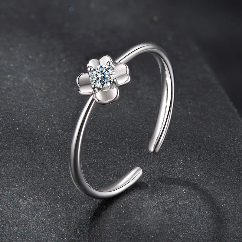 "Florette" Moissanite Ring