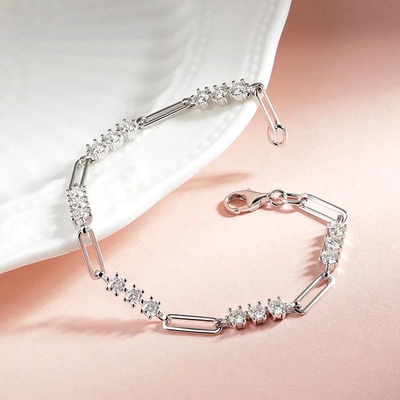 "Naomi" Moissanite Paperclip Bracelet