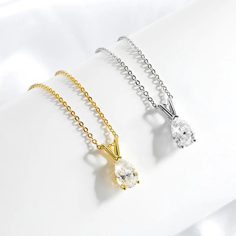 "Vivienne" Moissanite Pendant Necklace