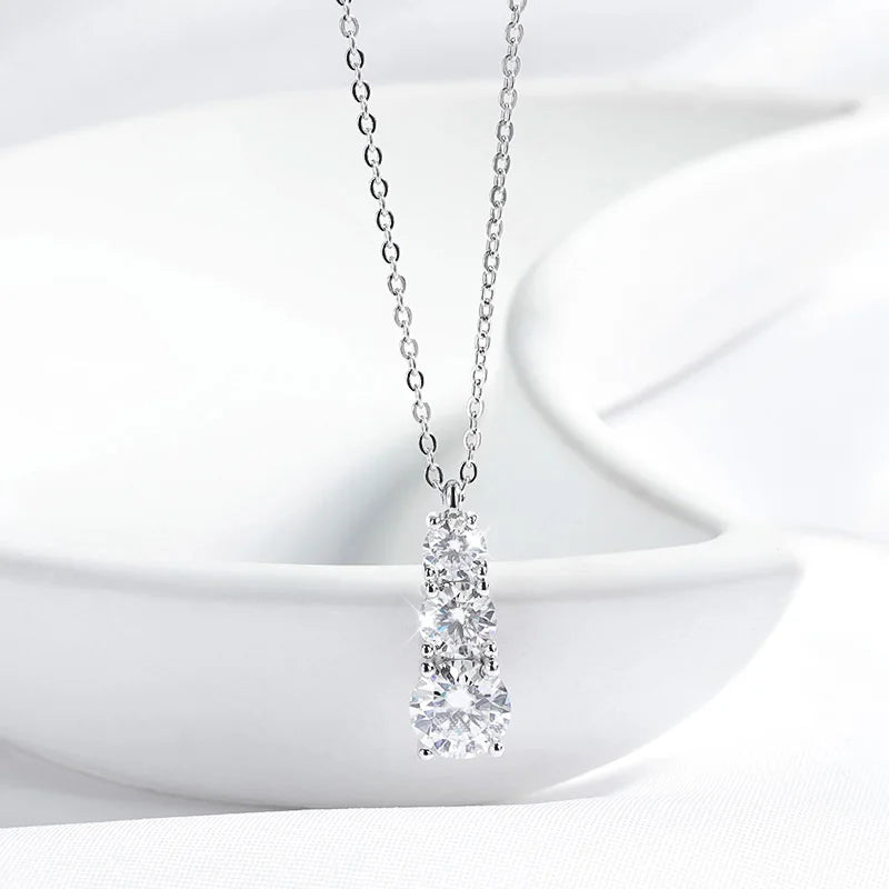 "Ayla" Moissanite Pendant Necklace