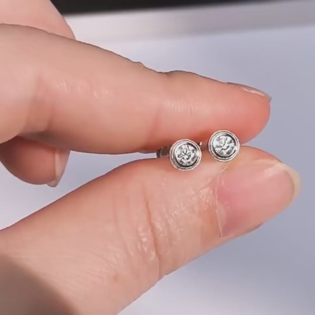 "Leah" Moissanite Stud Earrings